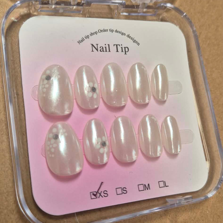 Pearl White